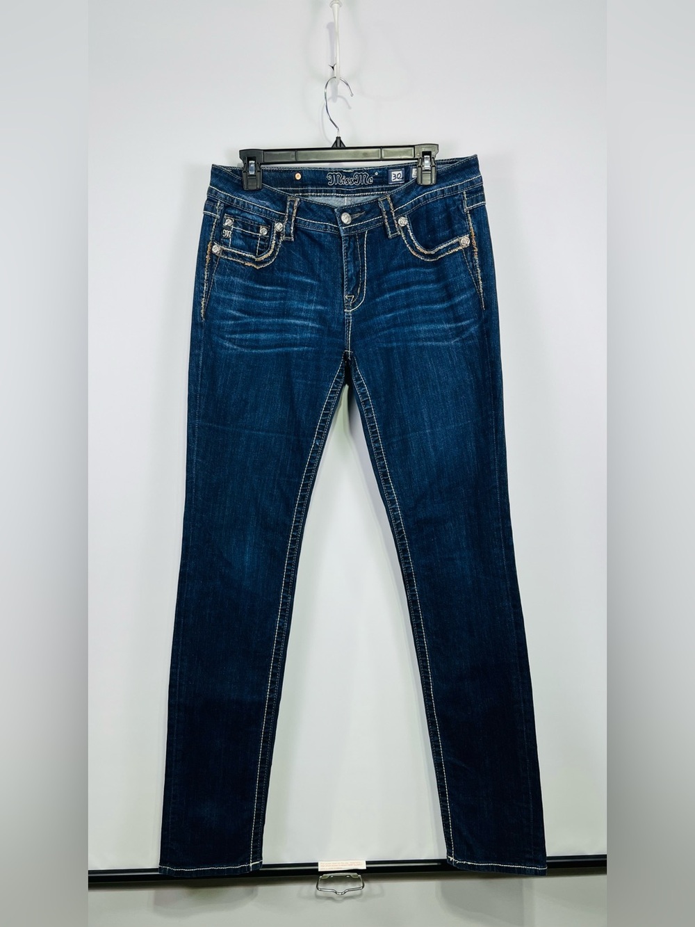 Miss Me Mid-Rise Easy Skinny Jeans Size 30 Inseam 35”